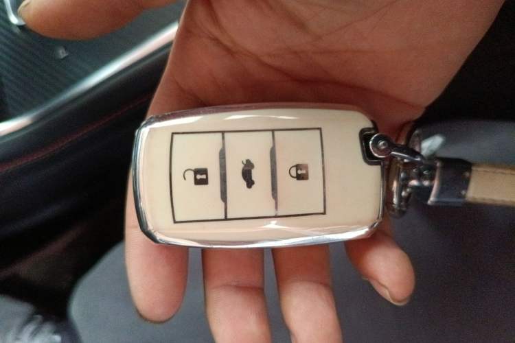 Used CHANGAN CS75 2020 280T Automatic Smart Edition China VI Standard Vehicle Key