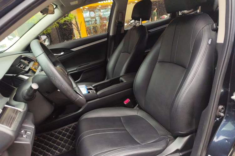 Used Honda Civic 2021 HATCHBACK 220TURBO CVT Trendy Cool Edition Left Front Seat