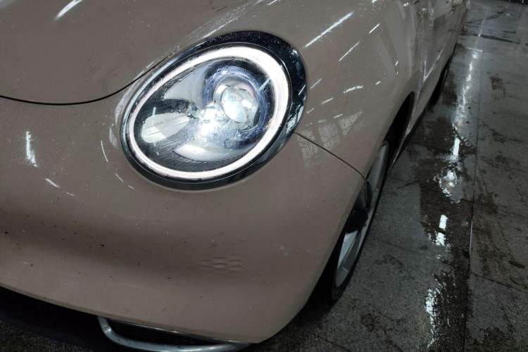 Used ORA Good Cat 2023 401 km Standard Range Prestige Version Lithium Iron Phosphate Left Front Headlight