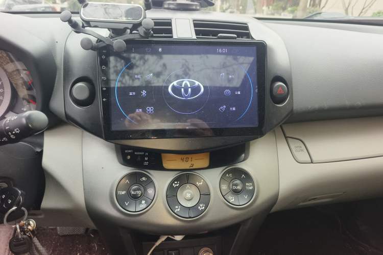 Used Toyota RAV4 2010 2.0L Automatic Deluxe Upgrade Edition
