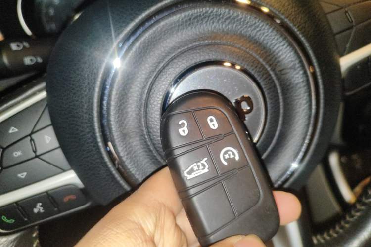 Used Jeep Compass 2017 200T Automatic Family Edition
