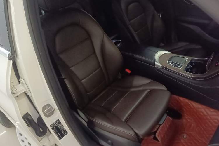 Used Mercedes-Benz GLC 2020 GLC 260 L 4MATIC Luxury Model