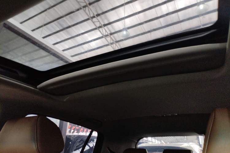 Used Acura CDX 2016 1.5T Two-Wheel Drive Deluxe Edition