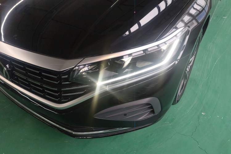 Used Volkswagen Passat 2024 280TSI Elite Edition Left Front Headlight