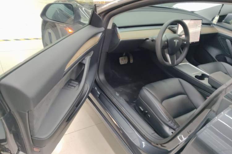 Used Tesla Model 3 2021 Standard Range Rear-Drive Upgraded Version
