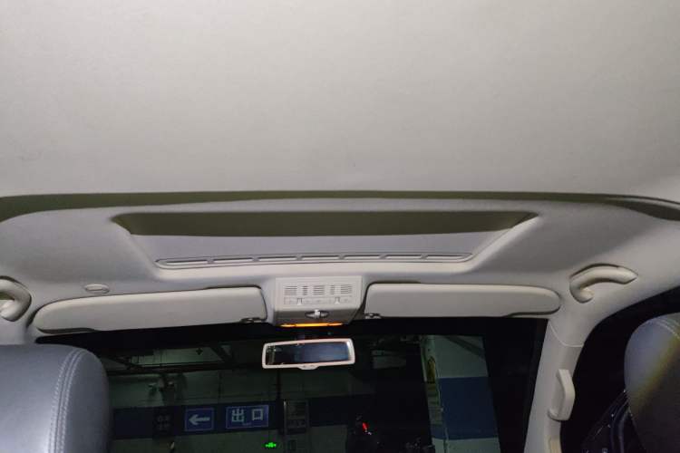 Used Volkswagen Multivan 2012 2.0 TSI Four-Wheel Drive Deluxe Edition