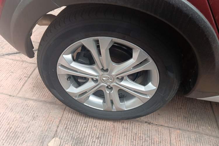 Used BAIC Senova X25 2015 1.5L manual Comfort trim level