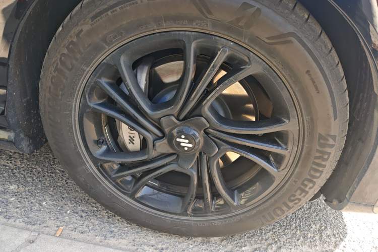 Used IM LS7 2023 90 kWh Elite Rear-Drive Version