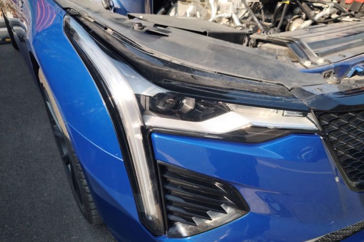 Used Cadillac CT4 2022 28T Prestige Edition Right Front Headlight