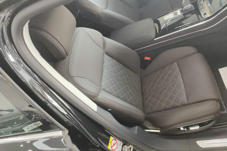 Used Audi A8 2024 A8L 50 TFSI quattro Prestige Edition