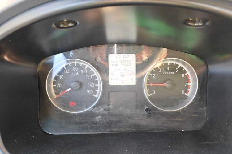 Used Jinbei Hiace X30 2013 1.3L Standard Version
