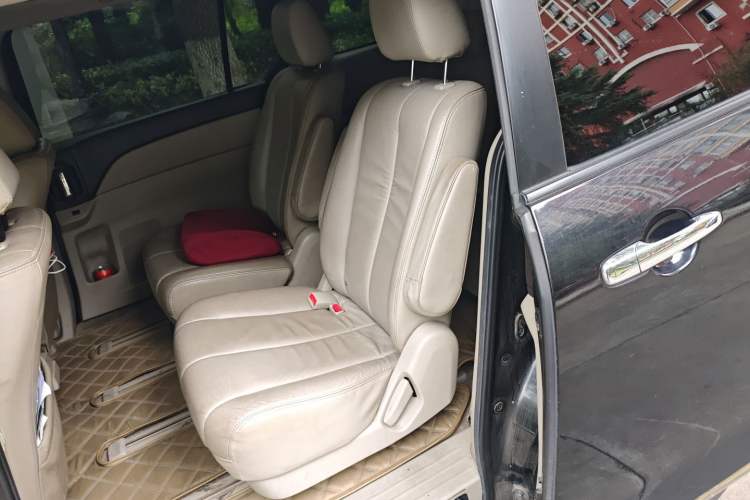 Used Mazda 8 2011 2.3L Ultimate Edition Left Rear Seat