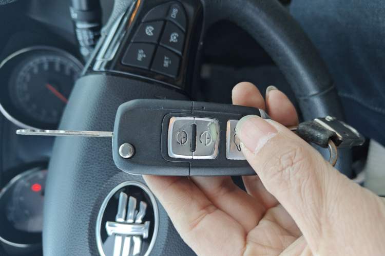 Used Bestune B30 2016 1.6L Automatic Premium Edition