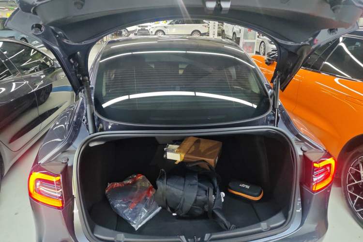 Used Tesla Model 3 2021 Standard Range Rear-Drive Upgraded Version Trunk