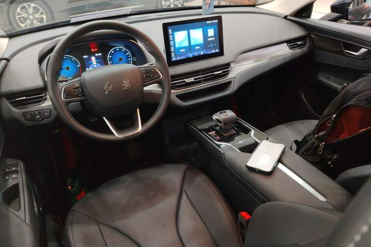 Used Hongqi E-QM5 2021 Online Booking Charging Basic Edition 5 Seats