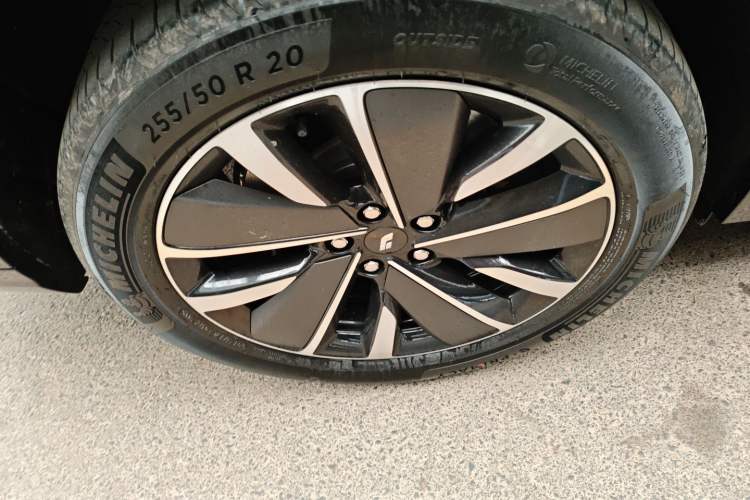 Used Li Auto L8 2025 Max Smart Refresh Edition Right Rear Wheel Hub