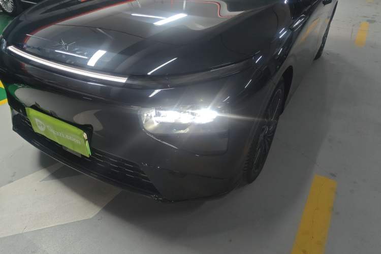 Used XPeng G9 2025 725 with Ultra-Long Range Max Left Front Headlight