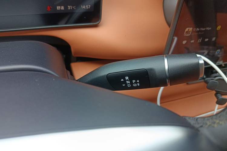 Used Leapmotor C10 2026 605 Enjoyment Edition Gear Lever