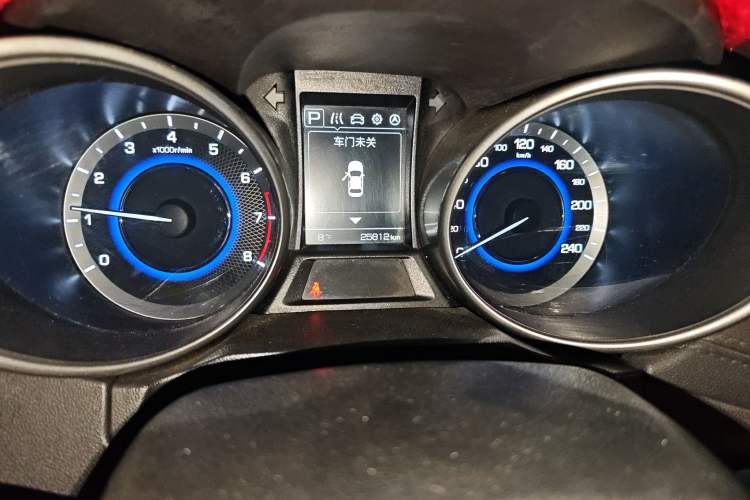 Used CHANGAN CS35 2017 1.6L Automatic Luxury Model
