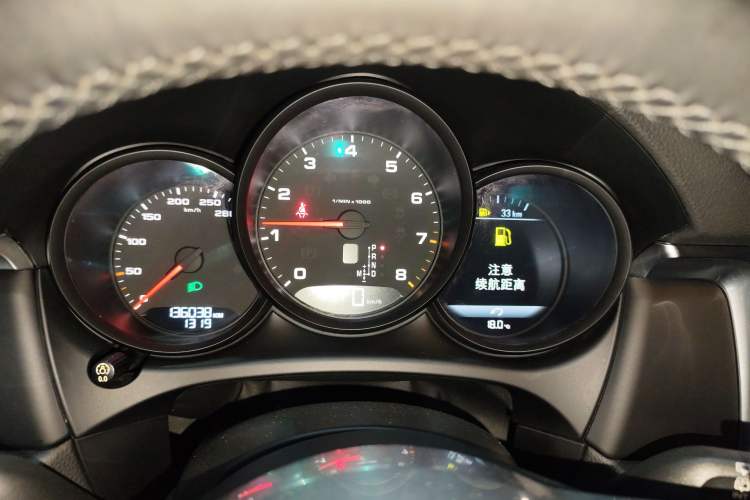 Used Porsche Macan 2018 Macan 2.0T Instrument Cluster