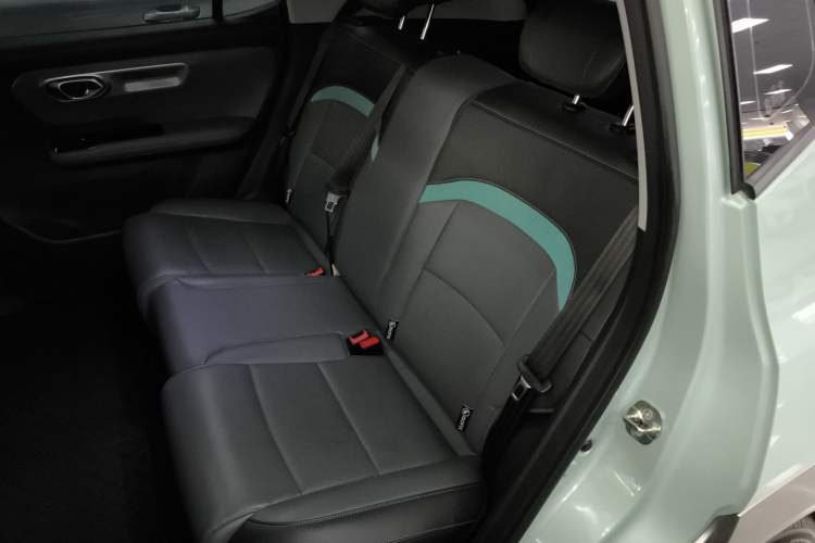 Used AION Y 2023 Younger Star Edition
