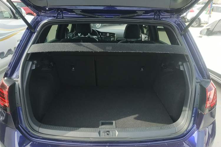 Used Volkswagen Golf 2018 280TSI Automatic R-Line Model