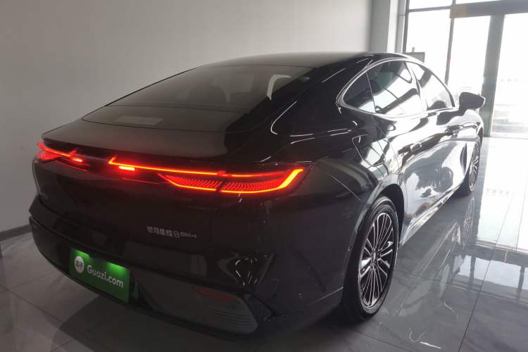 Used Geely Galaxy Galaxy 8 2025 130km EM-i Prestige Edition