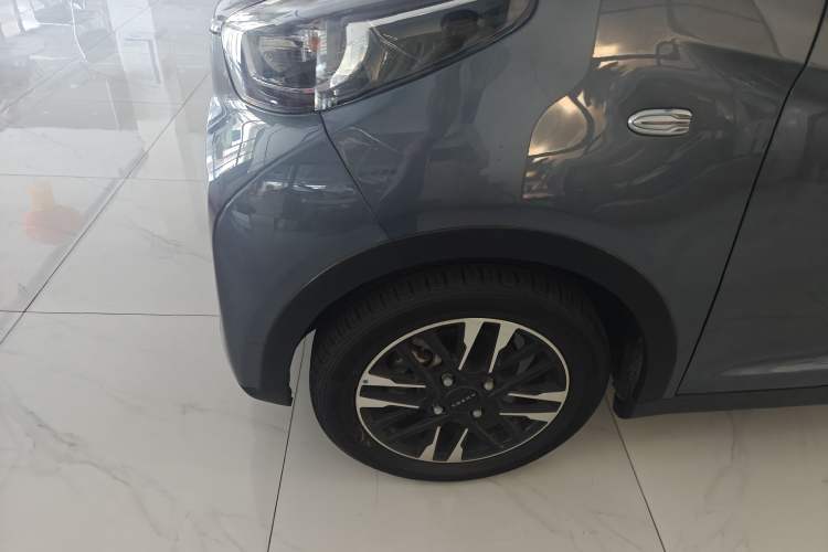 Used Chery Little Ant 2022 Revised Version Sweet Pink Edition Half-Sugar Version Lithium Iron Phosphate 30.7 kWh 30 kW 301 km