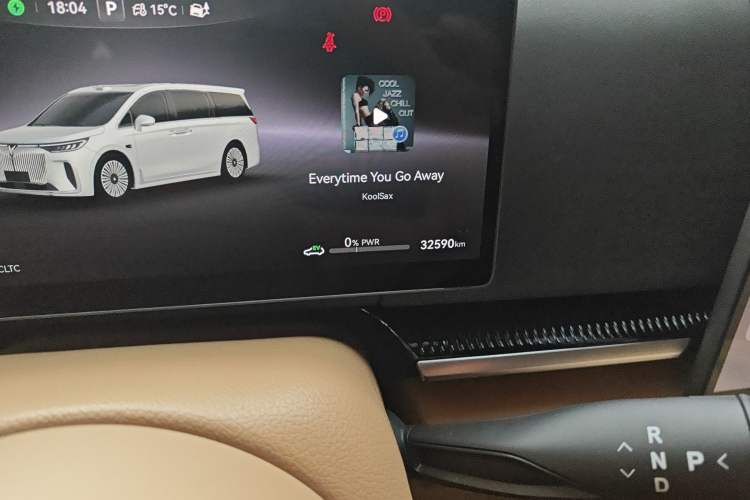 Used VOYAH Dream 2025 PHEV Four-Wheel-Drive Flagship Version – Qiankun Edition Odometer Close Up