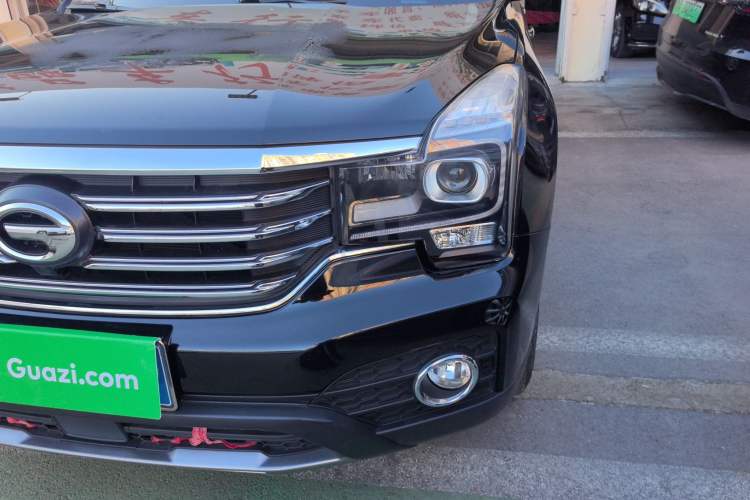 Used GAC Trumpchi GS7 2017 280T Two-Wheel Drive Luxury Model
