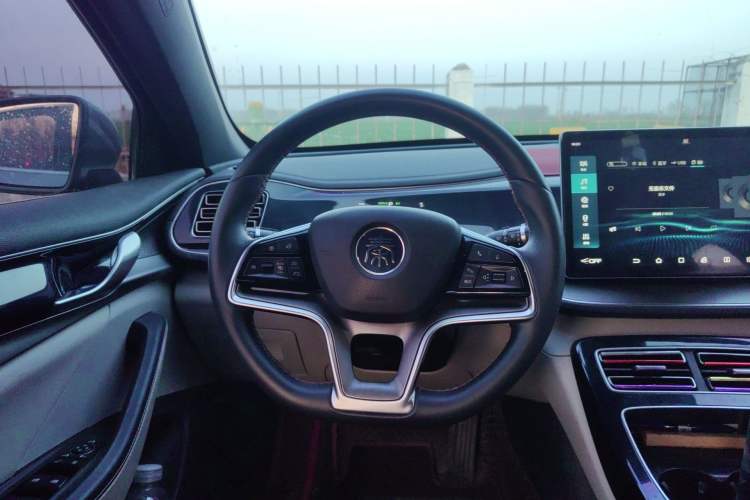 Used BYD Qin PLUS 2021 DM-i 120KM Flagship Model
