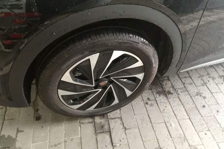 Used Hongqi HS7 PHEV 2024 2.0T PHEV Four-Wheel Drive Flagship Edition 6 Seats
