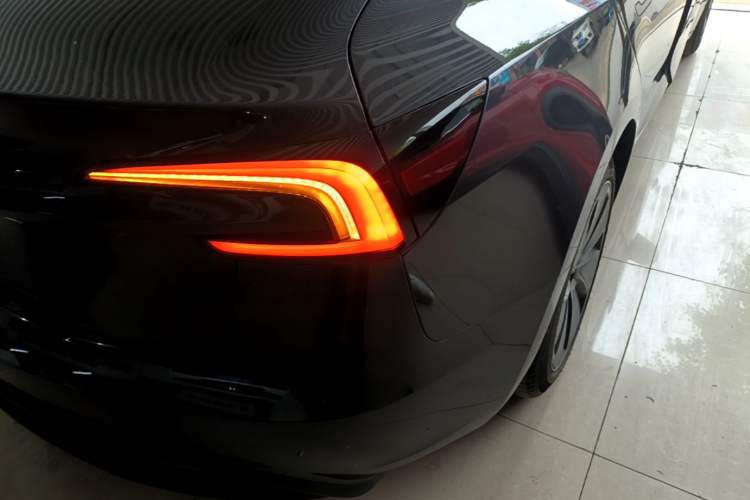 Used Tesla Model 3 2023 Rear-Wheel-Drive Version