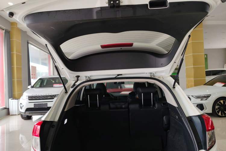 Used Honda Vezel 2019 1.5L CVT Pioneer Edition China VI
