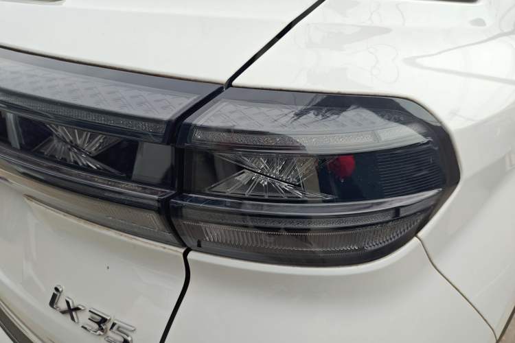 Used Hyundai ix35 2021 2.0L Automatic 2WD GLS Leading Edition Right Rear Taillight