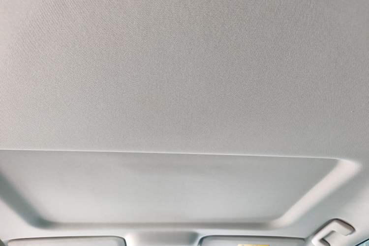 Used Buick GL8 2023 Land Executive Class Comfort Model