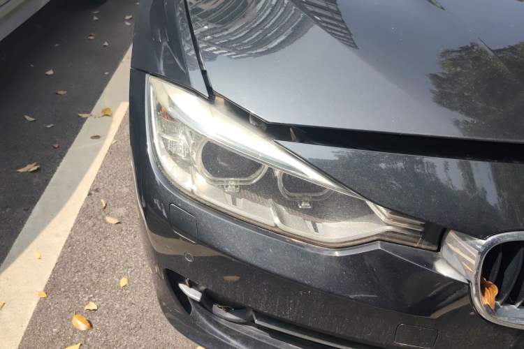 Used BMW 3 Series 2013 320Li Fashion Model Right Front Headlight