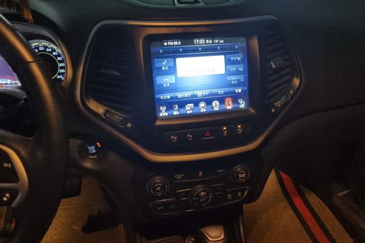 Used Jeep Cherokee 2014 2.4L High-Performance Version