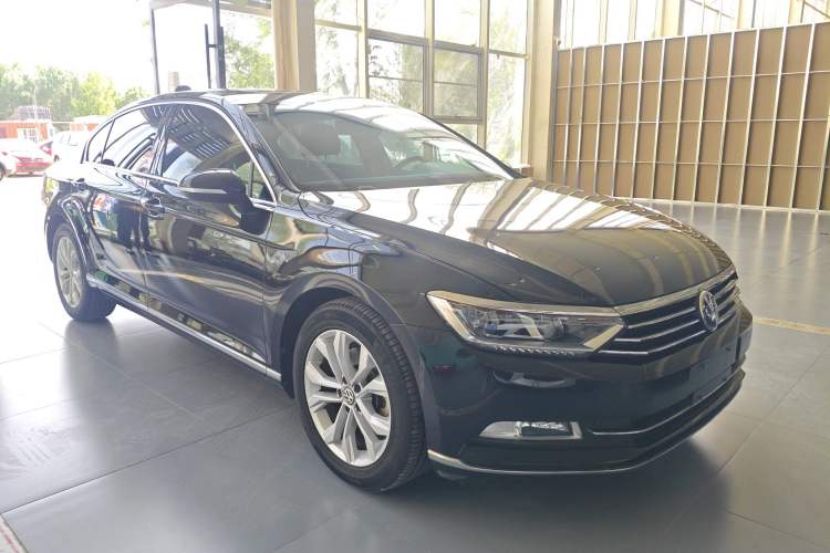 Used Volkswagen Magotan 2019 330TSI DSG Luxury Version China VI Standard
