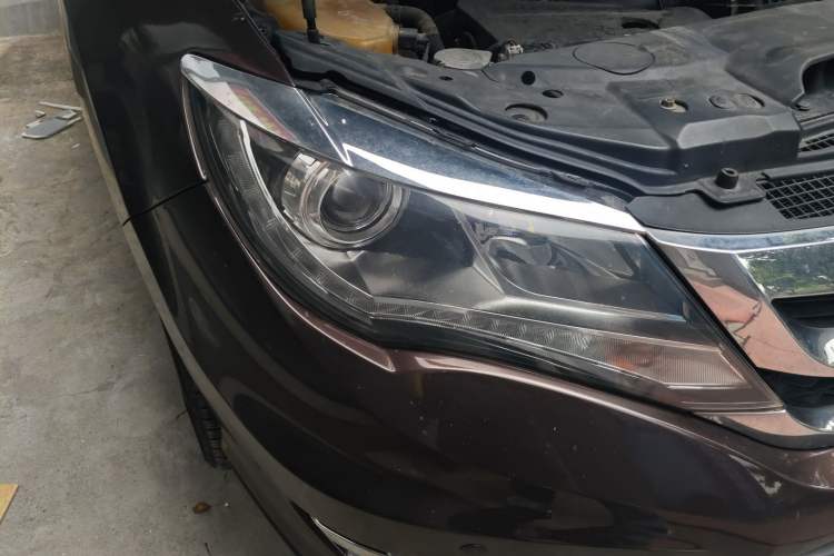 Used BYD S7 2016 2.0T Automatic Flagship Plus Right Front Headlight