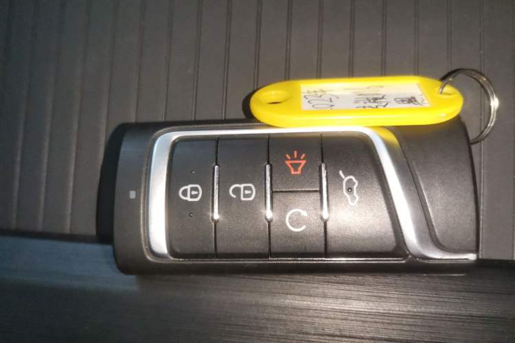 Used GAC Trumpchi M6 2021 270T DCT Luxury Edition (7-seater)