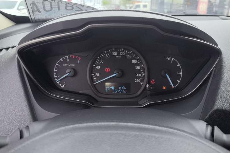 Used Ford Escort 2017 1.5L Automatic Comfort Model Instrument Cluster