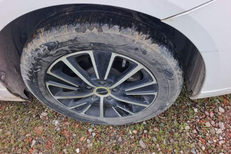 Used Roewe i5 2021 1.5L CVT Platinum Edition