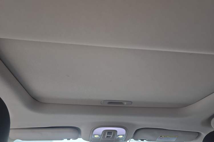 Used BYD Song MAX 2019 1.5T Automatic Smart Connect Ruiyi Sunroof Model 7 Seats China VI Standard Headliner