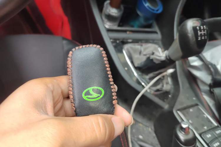 Used Soueast V5 Lingzhi 2016 plus 1.5L manual roll type