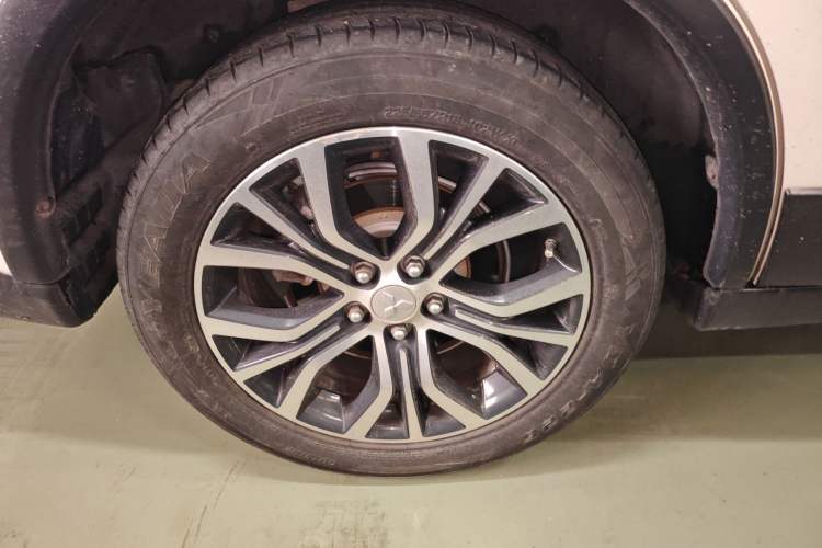 Used Mitsubishi Outlander 2016 2.4L 4x4 Elite Edition 5 Seats
