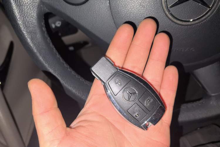 Used Mercedes-Benz Viano 2015 3.0L Partner Edition
