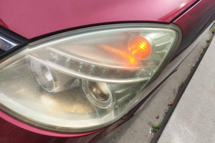 Used GAC Gonow Starry 2013 1.5L Seven-Seater Supreme Model Left Front Headlight