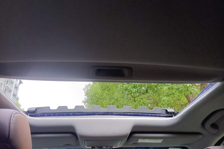 Used Acura CDX 2016 1.5T Two-Wheel Drive Deluxe Edition