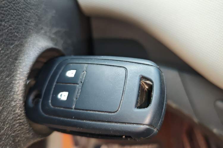 Used Chevrolet Sail 2015 Sail 3 1.3L Manual Ideal Edition